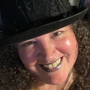 Meet your Posher, Dawn